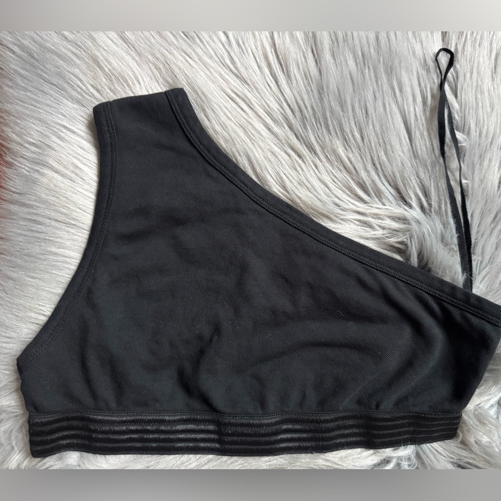 T by ALEXANDER WANG Black One Shoulder Bra Crop Top Sz Medium Adjustable back